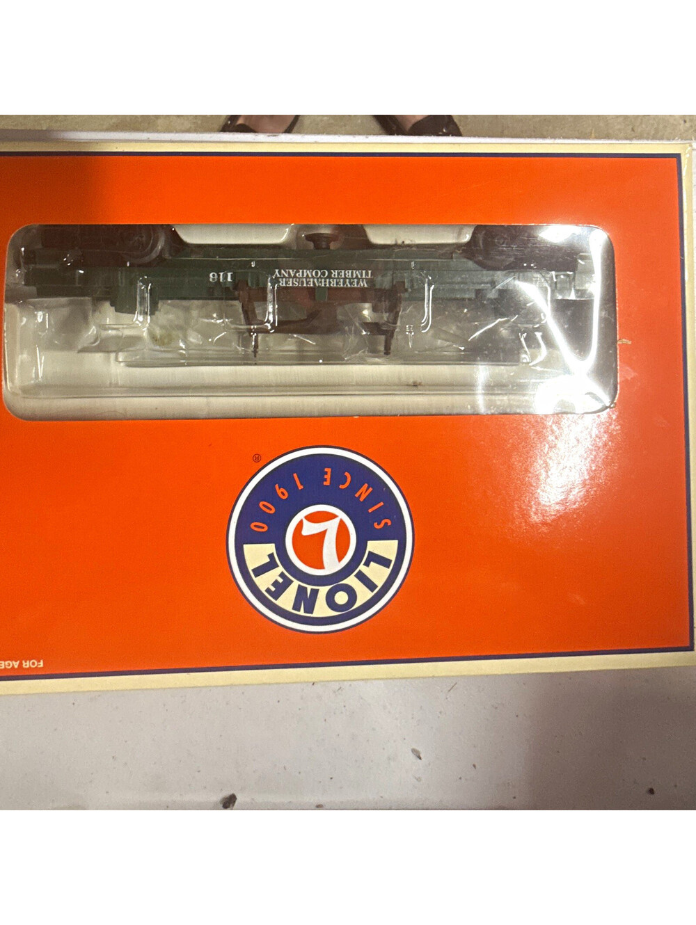 Lionel Weyerhaeuser O Gauge Log Dump Car #116 w/ Log Load 6-26889